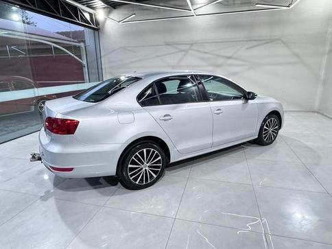 VOLKSWAGEN JETTA 2.0 CONFORTLINE 8V (FLEX) (AUT)