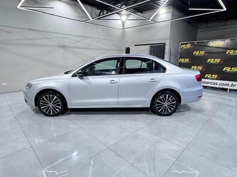VOLKSWAGEN JETTA 2.0 CONFORTLINE 8V (FLEX) (AUT)