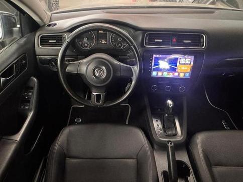 VOLKSWAGEN JETTA 2.0 CONFORTLINE 8V (FLEX) (AUT)