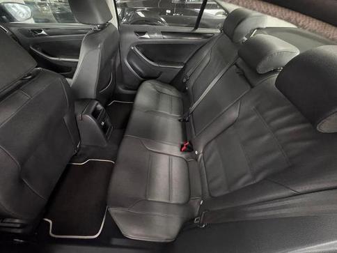 VOLKSWAGEN JETTA 2.0 CONFORTLINE 8V (FLEX) (AUT)