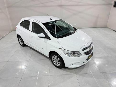 CHEVROLET ONIX 1.0 LT 8V FLEX 4P MANUAL
