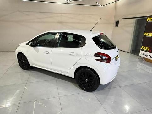 PEUGEOT 208 1.2 ALLURE 12V FLEX 4P MANUAL