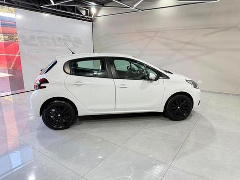 PEUGEOT 208 1.2 ALLURE 12V FLEX 4P MANUAL