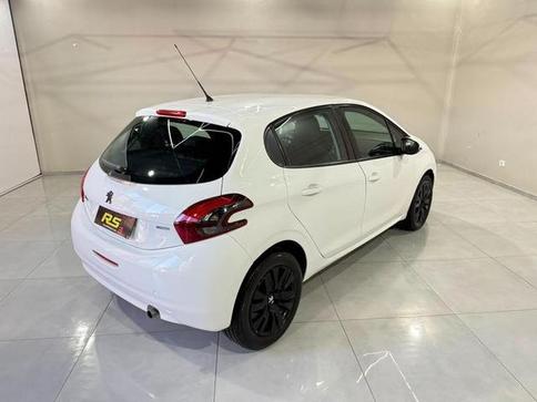 PEUGEOT 208 1.2 ALLURE 12V FLEX 4P MANUAL