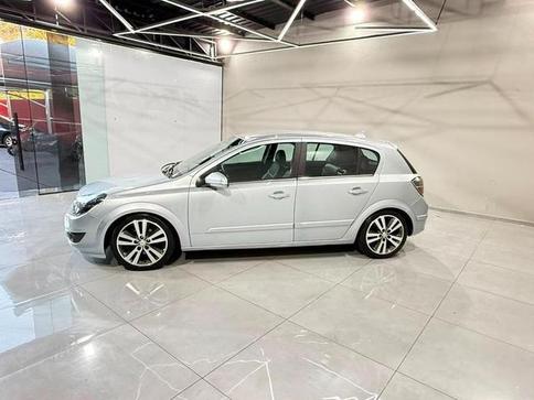 CHEVROLET VECTRA 4P GT-X