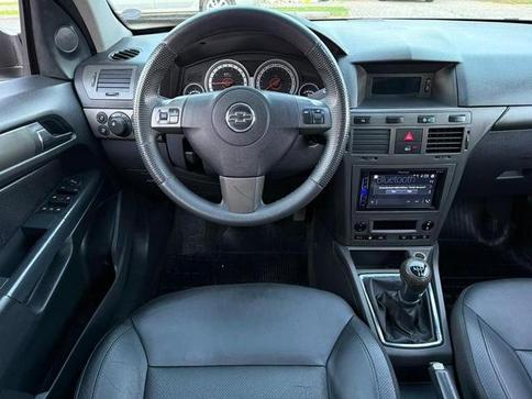 CHEVROLET VECTRA 4P GT-X