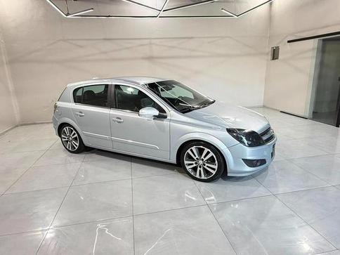 CHEVROLET VECTRA 4P GT-X