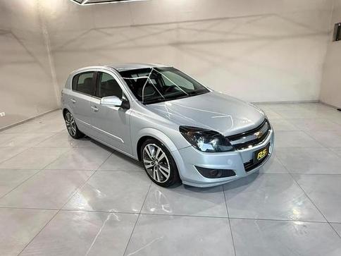CHEVROLET VECTRA 4P GT-X