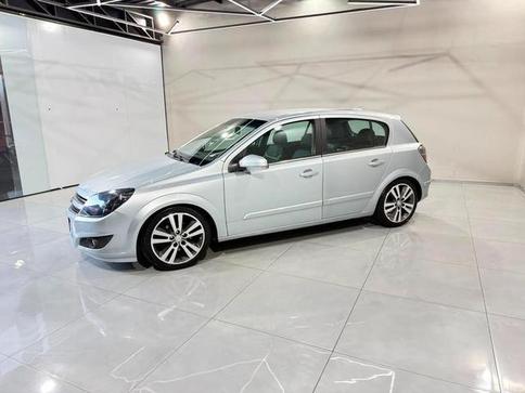 CHEVROLET VECTRA 4P GT-X