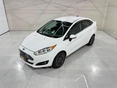 FORD NEW FIESTA SEDAN TITANIUM 1.6 POWERSHIFT
