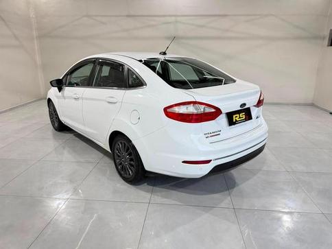 FORD NEW FIESTA SEDAN TITANIUM 1.6 POWERSHIFT