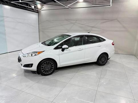 FORD NEW FIESTA SEDAN TITANIUM 1.6 POWERSHIFT