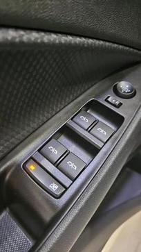 CHEVROLET ONIX PLUS 10MT LT2