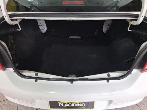 RENAULT LOGAN ZEN10MT