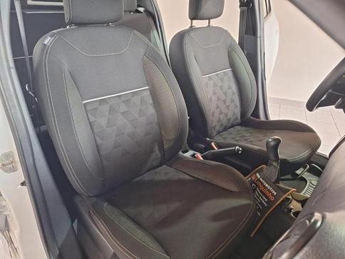 RENAULT LOGAN ZEN10MT