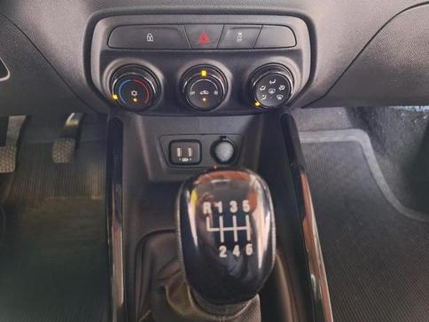 CHEVROLET ONIX 1.0 MT