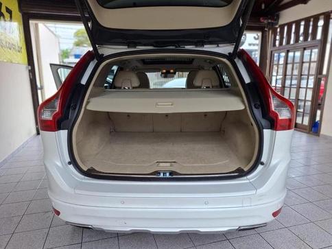 VOLVO XC 60 2.0 T6 INS