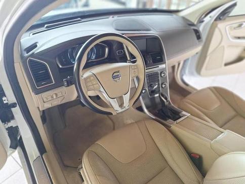 VOLVO XC 60 2.0 T6 INS