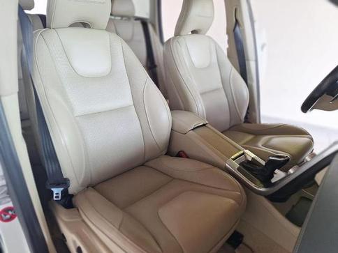 VOLVO XC 60 2.0 T6 INS