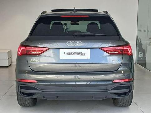 AUDI Q3 PERFORMANCE BLACK SLINE 2.0 QUATTRO