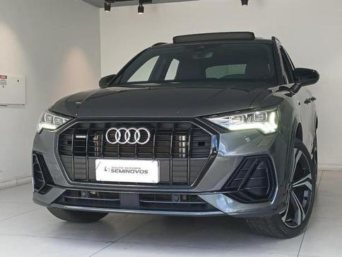 AUDI Q3 PERFORMANCE BLACK SLINE 2.0 QUATTRO