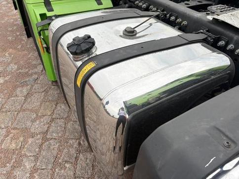 MERCEDES-BENZ ACTROS 2548 MP4 LS 6X2 2P DIESEL E5