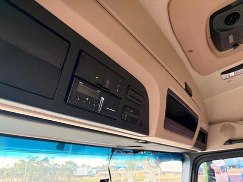 MERCEDES-BENZ ACTROS 2548 MP4 LS 6X2 2P DIESEL E5