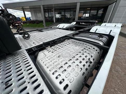 IVECO S-WAY 480 MEGA CAB 6x2 (DIESEL)(E6)