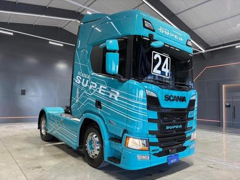 SCANIA R460 A4X2
