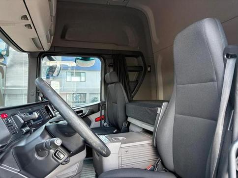 SCANIA R460 A4X2