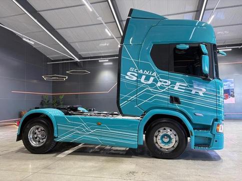 SCANIA R460 A4X2