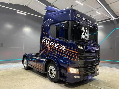 SCANIA R460 A4X2