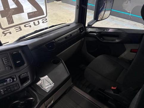 SCANIA R460 A4X2