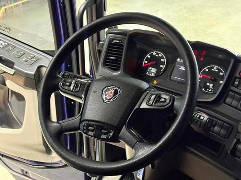 SCANIA R460 A4X2