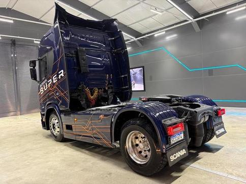 SCANIA R460 A4X2