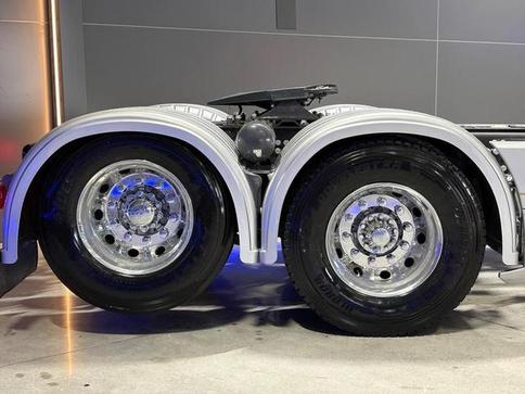 SCANIA R460 A6X2