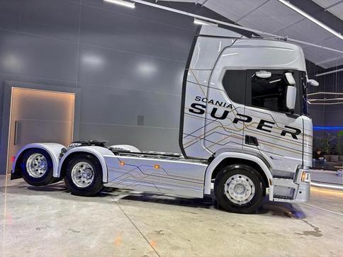 SCANIA R460 A6X2