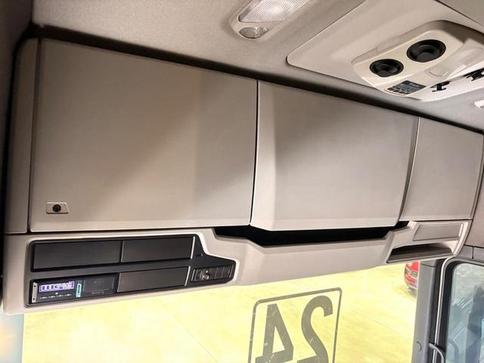 SCANIA R460 A4X2