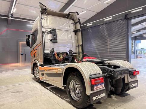 SCANIA R460 A4X2