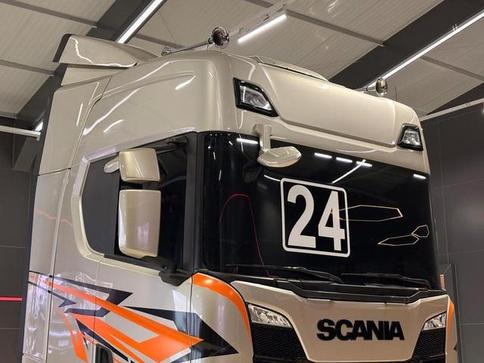 SCANIA R460 A4X2