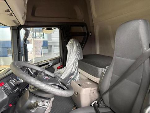 SCANIA R460 A6X2