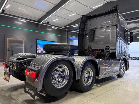 SCANIA R460 A6X2
