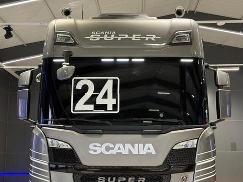 SCANIA R460 A6X2