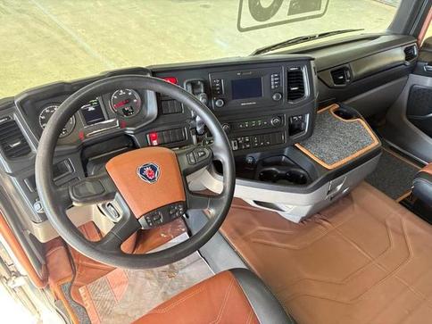 SCANIA R540 A6X4