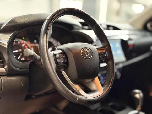 TOYOTA HILUX CABINE DUPLA SRX RD