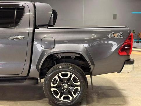 TOYOTA HILUX CABINE DUPLA SRX RD