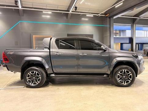TOYOTA HILUX CABINE DUPLA SRX RD