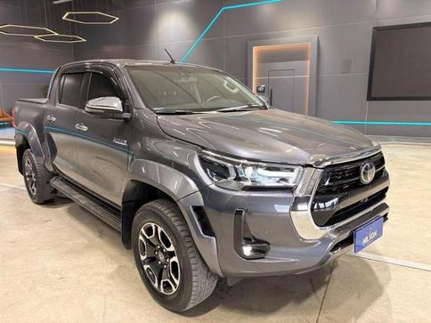 TOYOTA HILUX CABINE DUPLA SRX RD