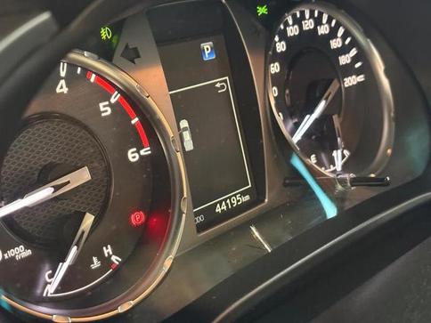 TOYOTA HILUX CABINE DUPLA SRX RD