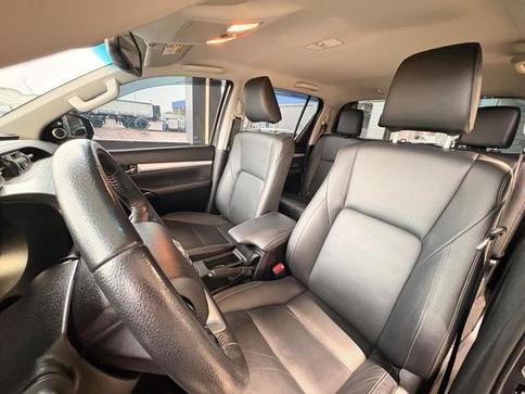 TOYOTA HILUX CABINE DUPLA SRX RD